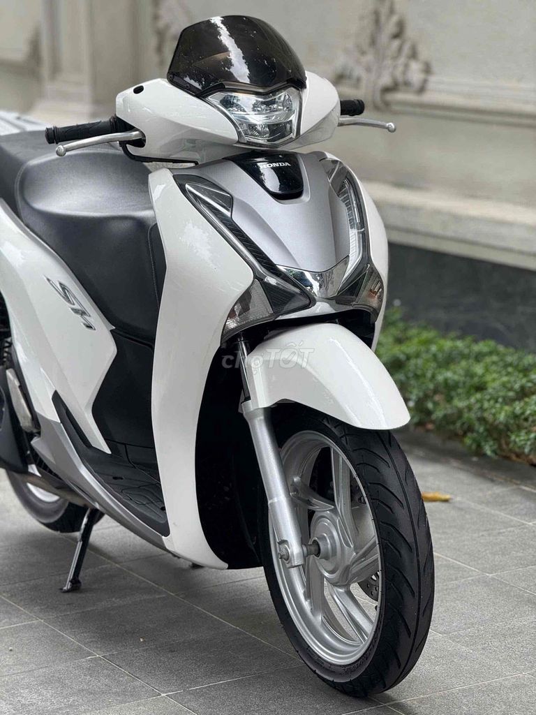 SH 150i 2019 TRẮNG BSTP. Mua bán Xe máy tại Thành phố Thủ Đức Tp Hồ Chí Minh được đăng bởi Vũ Vũ hình 11