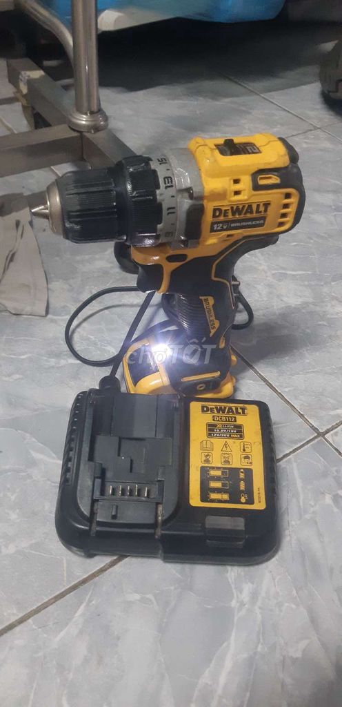 Bộ khoan pin Dewalt 12v chính hãng xịn xò