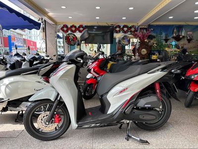 SH 125i ABS 2024 Xám XM 6000 km BSTP Chính Chủ. Mua bán Xe máy tại Quận Gò Vấp Tp Hồ Chí Minh được đăng bởi Ngô Hà