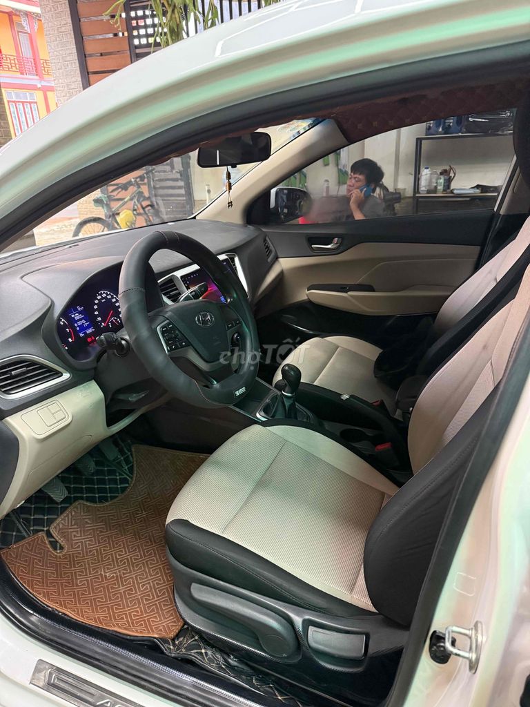 Hyundai Accent 2019 1.4 MT Base - 83000 km. Mua bán Ô tô tại Thành phố Buôn Ma Thuột Đắk Lắk được đăng bởi Phạm hữu lộc hình 5