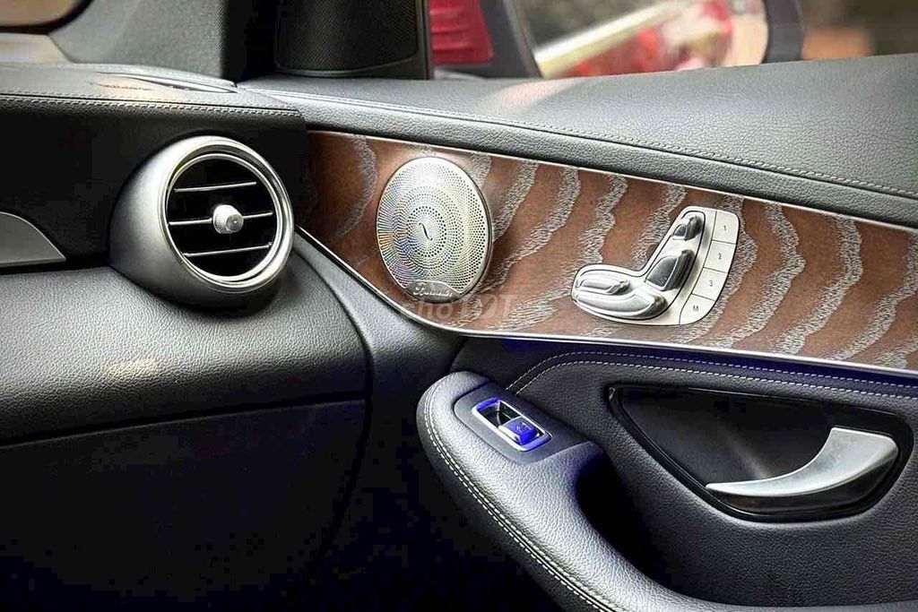 Mercedes Benz GLC 2021 200 4MATIC - 70000 km. Mua bán Ô tô tại Huyện Đông Anh Hà Nội được đăng bởi quang bảo hình 11