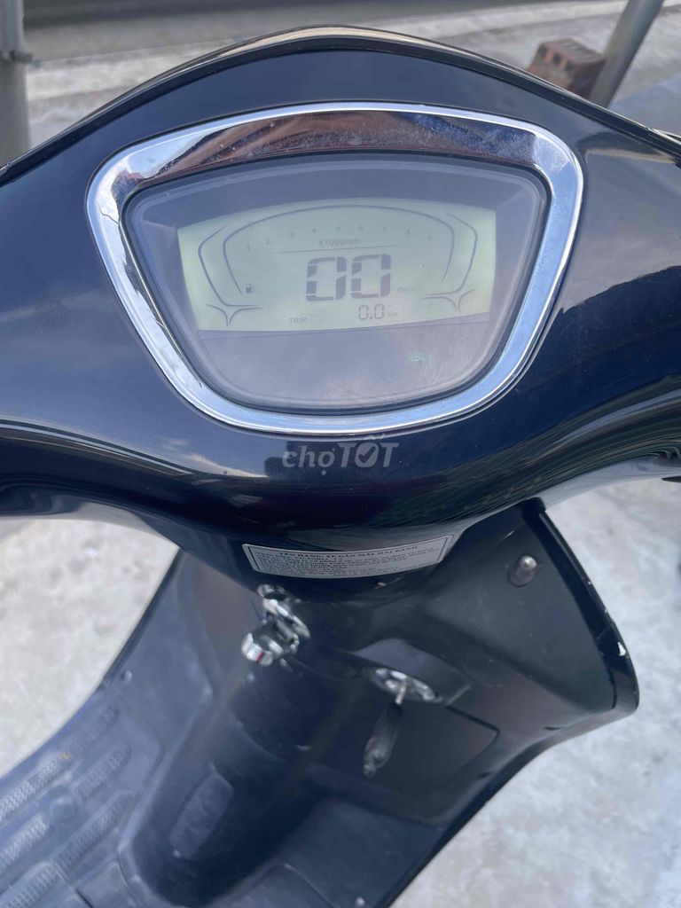 Xe 50cc không cần bằng. Mua bán Xe máy tại Huyện Thanh Hà Hải Dương được đăng bởi Quang Khải hình 5