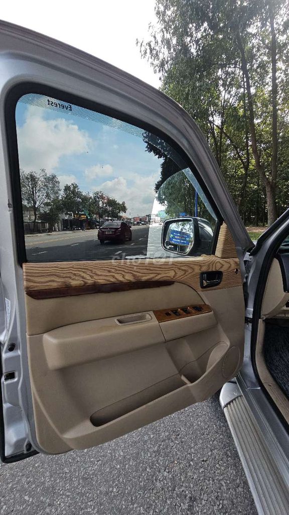 Ford everest 2010 2.5L 4x2 AT - 150000 km. Mua bán Ô tô tại Thị xã Bến Cát Bình Dương được đăng bởi Hoàng Nam hình 7