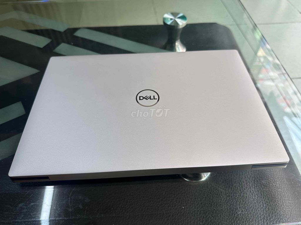 Dell XPS 9300 Siêu nhỏ gọn , siêu đẹp ,99% Touch. Mua bán Laptop tại Quận Tân Phú Tp Hồ Chí Minh được đăng bởi Shop Laptop US hình 1