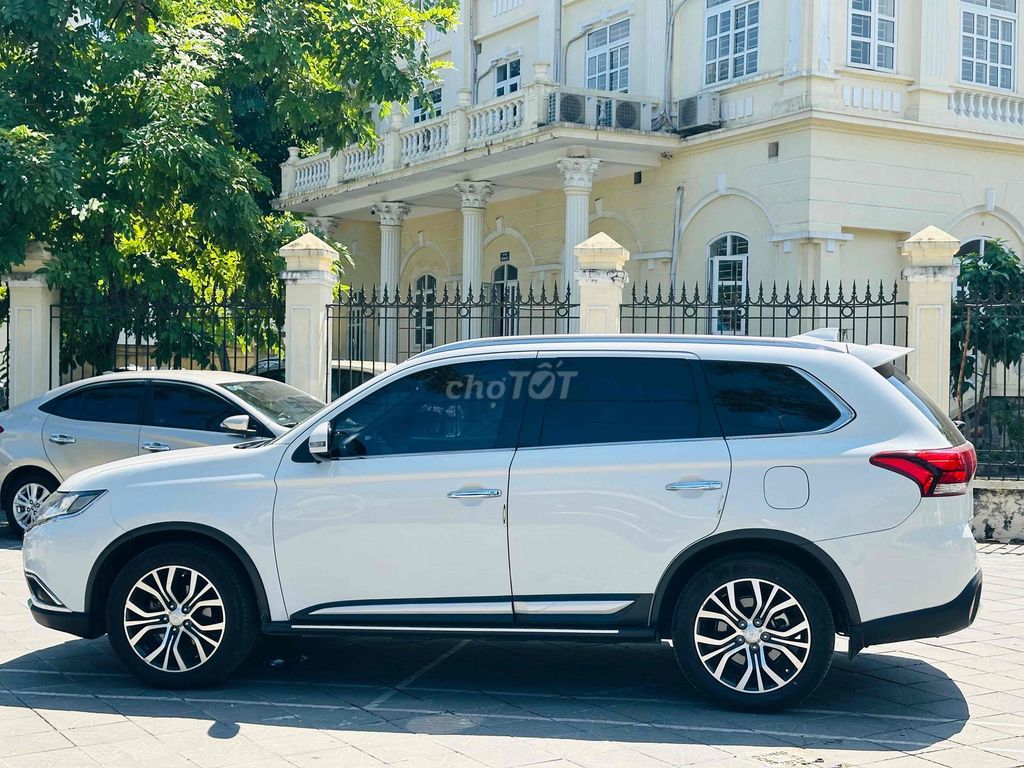 LÊN ĐỜI XE - CẦN BÁN AOLANDER. Mua bán Ô tô tại Huyện Thanh Trì Hà Nội được đăng bởi Mr Điển hình 6