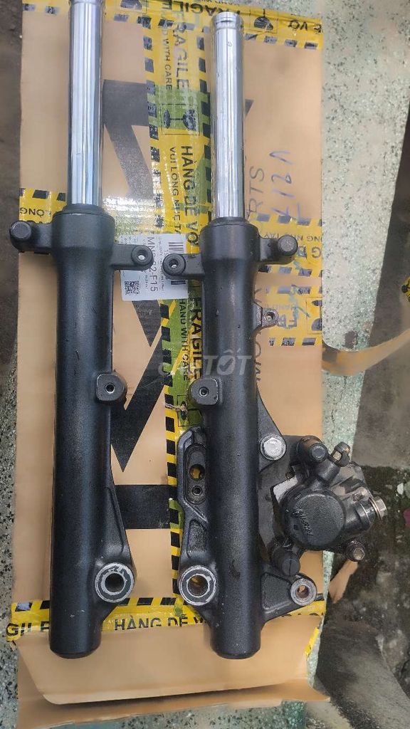 Phuộc trước vario160 abs + heo dầu zin. Mua bán Phụ tùng xe tại Thị xã Bến Cát Bình Dương được đăng bởi trí chiến hình 2