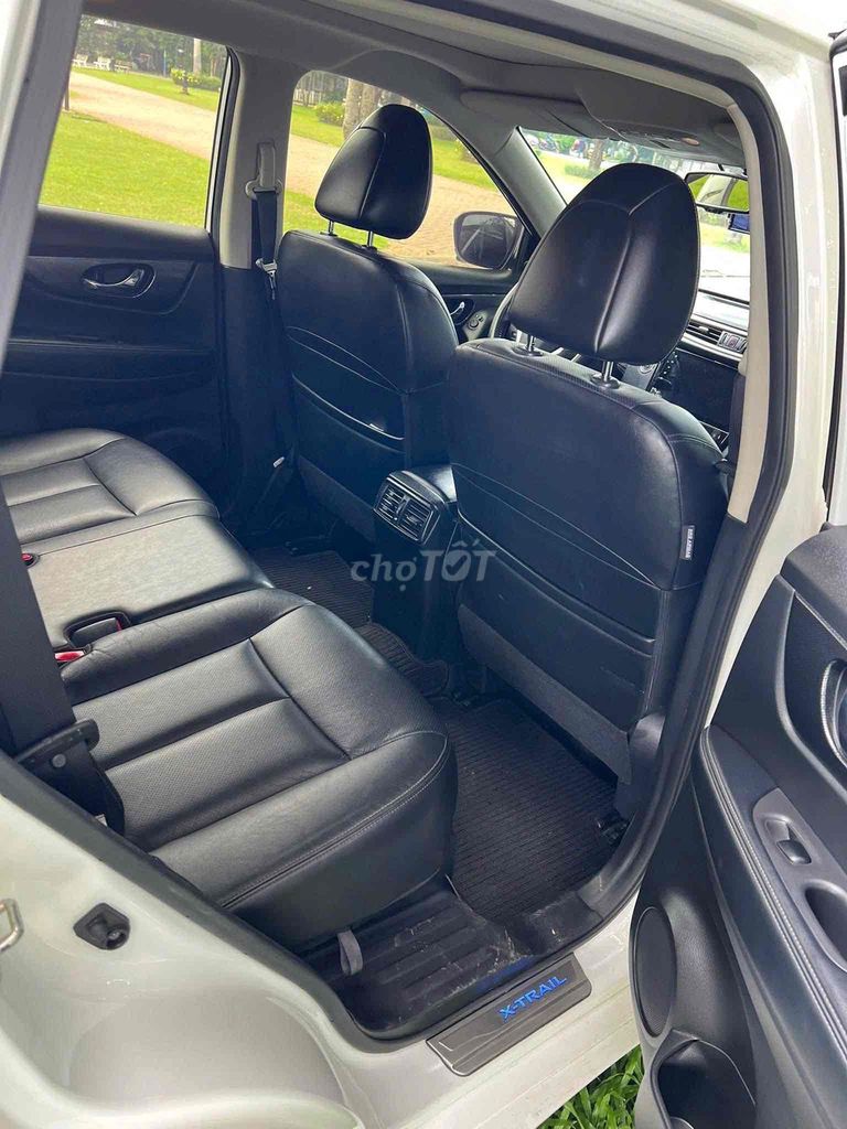 Nissan Xtrail SV premium 2020 - 48500 km. Mua bán Ô tô tại Quận Hoàng Mai Hà Nội được đăng bởi Nguyễn Bách Việt hình 9