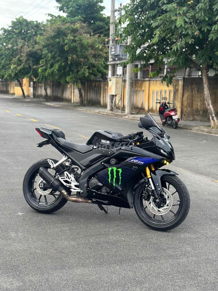 Cần nhượng lại em R15 v3 máy rin êm ngay chủ 92. Mua bán Xe máy tại Quận Thanh Khê Đà Nẵng được đăng bởi Ku Tý hình 4