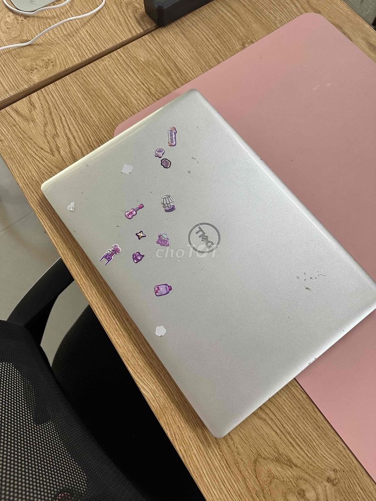 Dell Inspiron 3593 Trắng bạc Like New. Mua bán Laptop tại Quận Ngũ Hành Sơn Đà Nẵng được đăng bởi Trieu Le hình 1