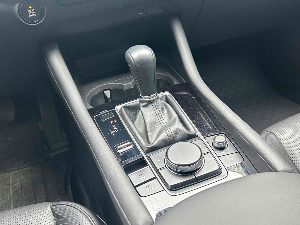 Mazda 3 1.5Luxury sx 2022 siêu đẹp màu trắng. Mua bán Ô tô tại Quận Cầu Giấy Hà Nội được đăng bởi Cao Quý hình 12