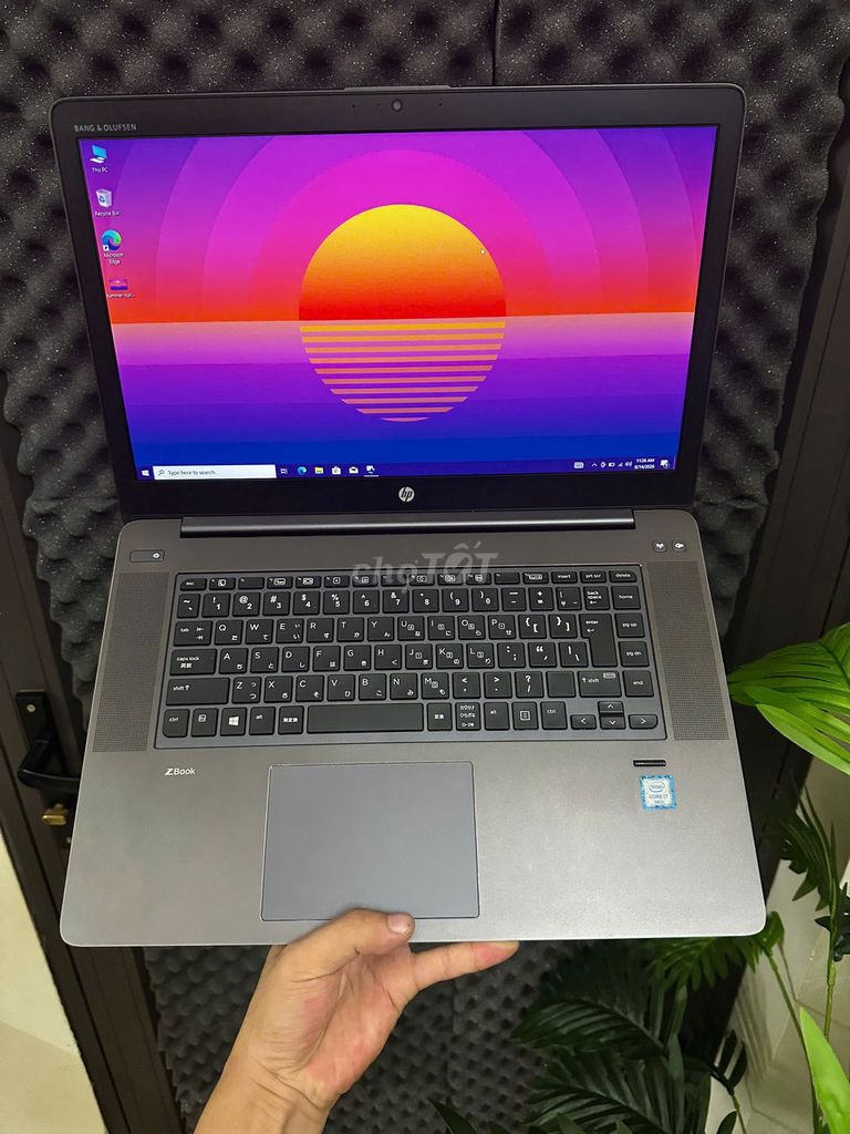HP Zbook Studio G3 i7-6700HQ /8GB/256GB/m1000m 4G. Mua bán Laptop tại Huyện Thanh Trì Hà Nội được đăng bởi Bùi Văn Sơn hình 1