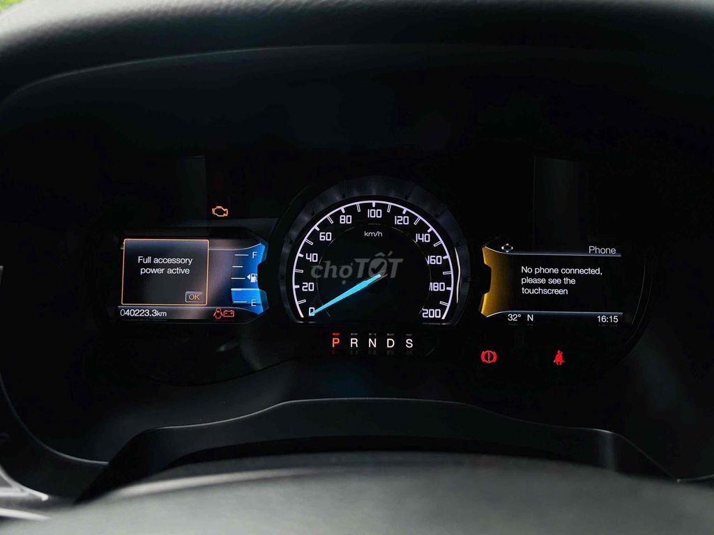 Ford Everest 2022 Titanium 2.0L AT 4x2 - 40000 km. Mua bán Ô tô tại Thành phố Buôn Ma Thuột Đắk Lắk được đăng bởi Hoài Chỉnh Ford hình 8