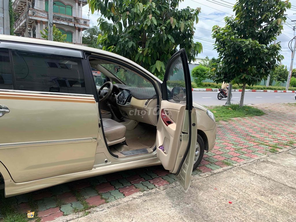 Toyota Innova 2006 G - 210000 km. Mua bán Ô tô tại Quận 8 Tp Hồ Chí Minh được đăng bởi Quân hình 6