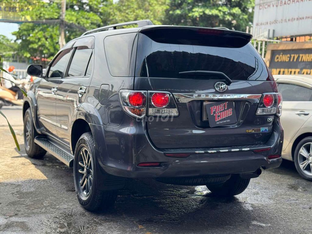 Toyota Fortuner 2016 2.7V 4X2 AT, màu xám,72000 km. Mua bán Ô tô tại Quận Bình Tân Tp Hồ Chí Minh được đăng bởi Son Do hình 5