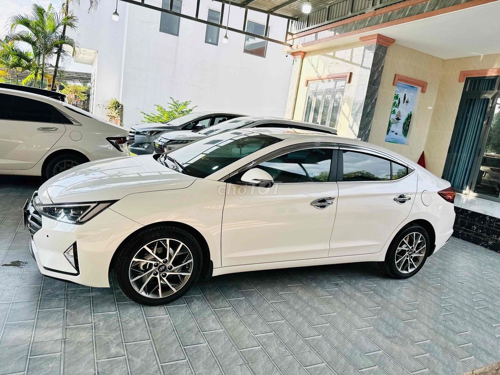 Elantra 2022 2.0 AT - 10000Km Siêu Mới. Mua bán Ô tô tại Huyện Bắc Tân Uyên Bình Dương được đăng bởi Ô Tô Quân Bồ Bình Dương hình 3