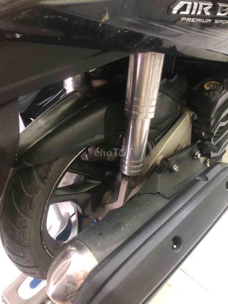 Мопед Honda Air Blade 2012 г., красно-черный
