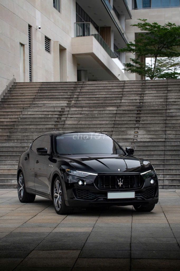 Maserati Levante 2020  - 45000 km. Mua bán Ô tô tại Quận 1 Tp Hồ Chí Minh được đăng bởi FatCar Auto hình 3