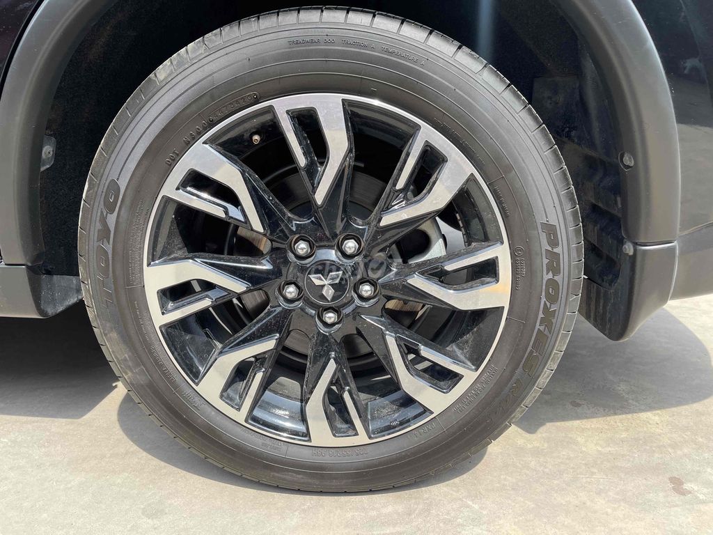 Outlander 2020 2.0 CVT - 22000km chủ đi ít giữ kỹ. Mua bán Ô tô tại Quận 8 Tp Hồ Chí Minh được đăng bởi Trường Nguyễn Chợ Tốt Xe Official Mall hình 8