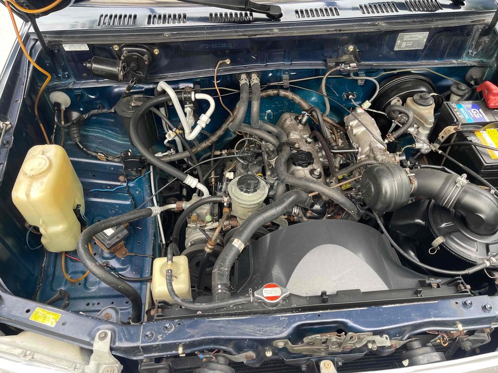 Toyota Zace 2002 Số sàn. Mua bán Ô tô tại Huyện Bình Chánh Tp Hồ Chí Minh được đăng bởi A Tuấn hình 4