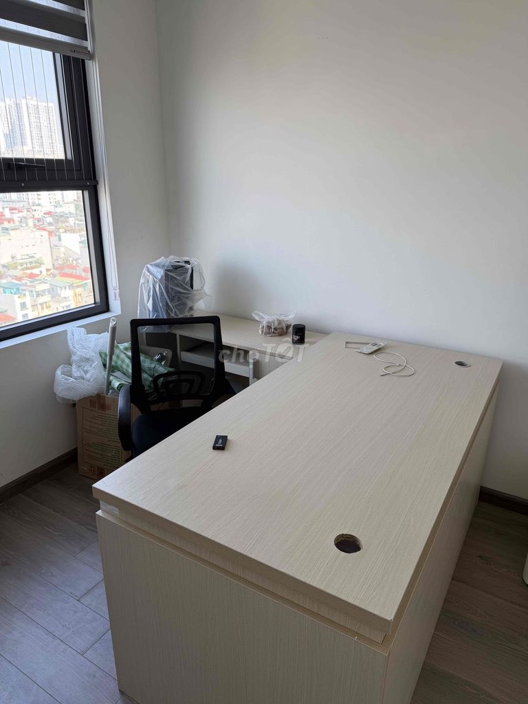 Bộ bàn ghế làm việc Hòa Phát gỗ công nghiệp. Mua bán Bàn ghế tại Quận Hoàng Mai Hà Nội được đăng bởi Khánh Hòa hình 1