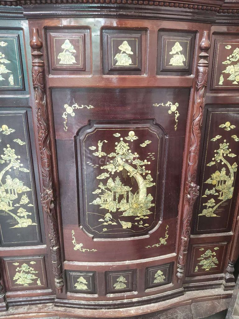 Tủ thờ gỗ xà cừ 1m28x1m58 2 cửa. Mua bán Tủ, kệ gia đình tại Quận Bình Tân Tp Hồ Chí Minh được đăng bởi Thu hằng  hình 1