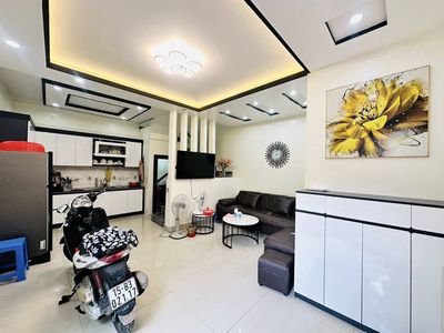 Nhà 4 tầng mới xây gần chợ An Đà ngay sau 1 nhà mặt ngõ. Mua bán nhà ở tại Quận Ngô Quyền Hải Phòng được đăng bởi Đỗ Thị Lan Hương
