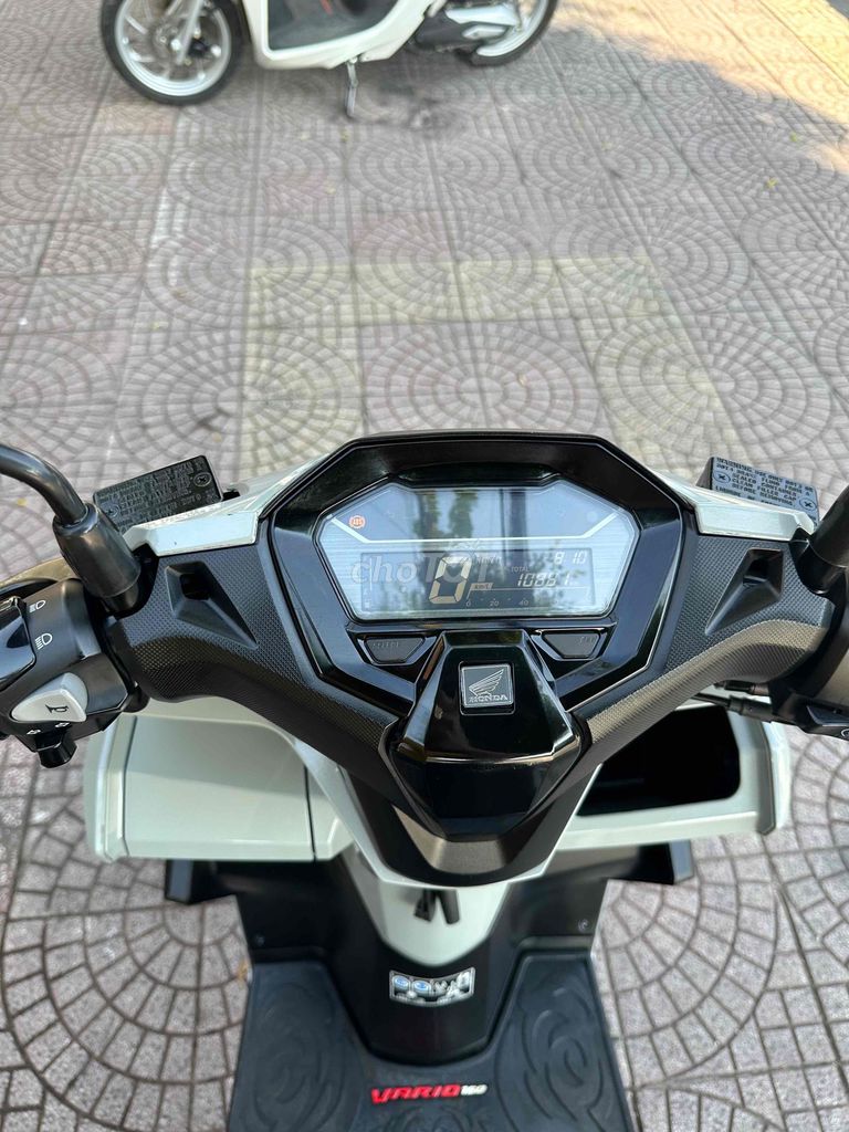 Honda Vario 160 ABS 2025 zin dep vĩnh long. Mua bán Xe máy tại Thành phố Vĩnh Long Vĩnh Long được đăng bởi xe máy Tùng Beo hình 5