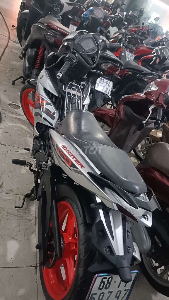 Yamaha Exciter 150 2019 Bạc. Mua bán Xe máy tại Quận Bình Tân Tp Hồ Chí Minh được đăng bởi cửa hàng xe máy cũ Tiến phát chuyên bán góp trả trước 0 đồng hình 4