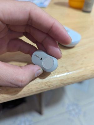 Tai nghẻ lẻ trái Sony WF 1000xm3 97%. Mua bán Tivi, Âm thanh tại Thành phố Dĩ An Bình Dương được đăng bởi Người Nện Bùi Văn Công 