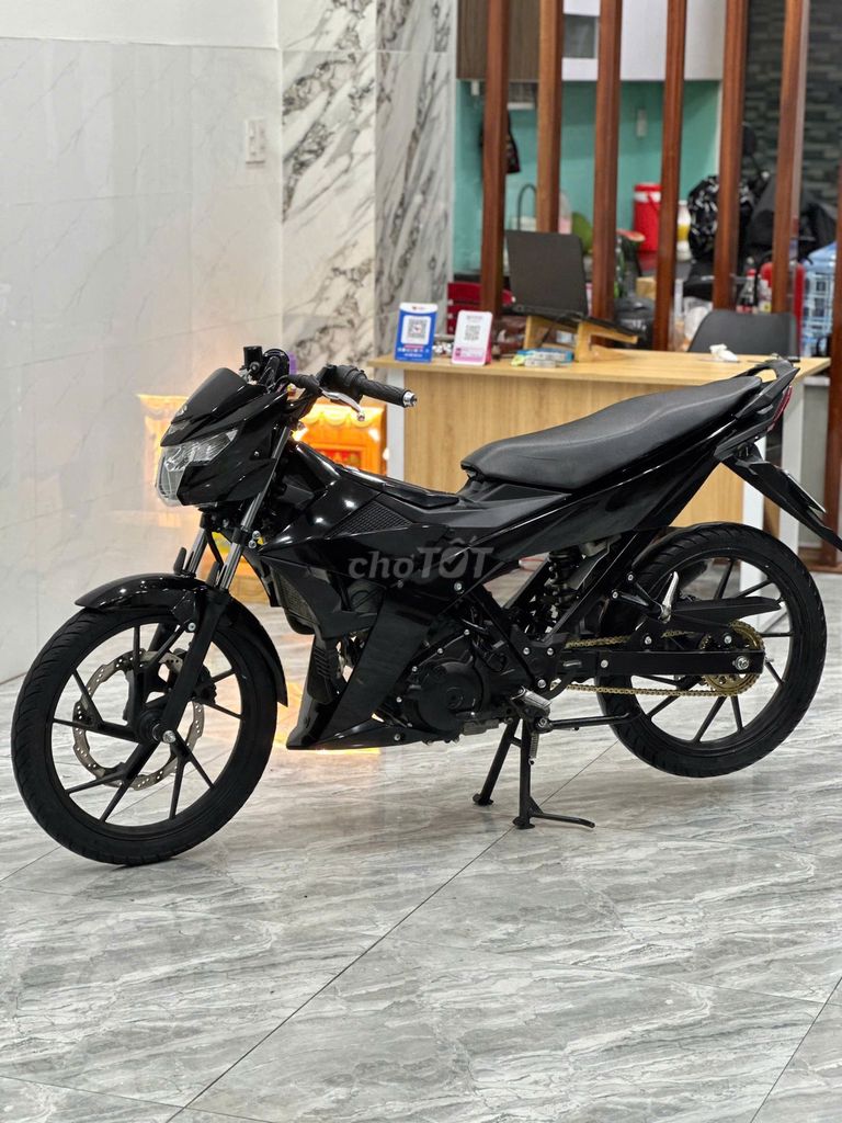 Xe máy Raider Fi 2020 màu đen côn tay. Mua bán Xe máy tại Quận Thanh Khê Đà Nẵng được đăng bởi Xe Máy Đức Vũ 658 Trần Cao Vân hình 2