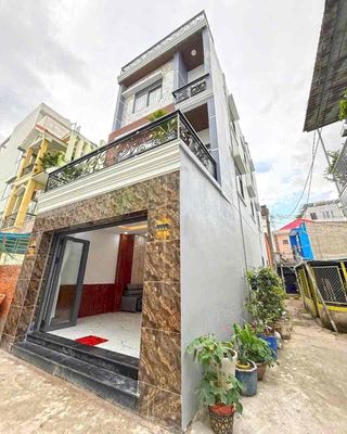 - Nhà 2 Luầ hẽm xe hơi Cạnh Phú Kỹ Hưng P.Phú Thuận Quận 7. Mua bán nhà ở tại Quận 7 Tp Hồ Chí Minh được đăng bởi Hoài Đức Chuyên Bđs Quận 7