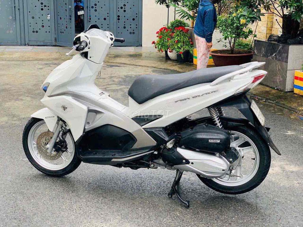 HONDA AB Air Blade 125cc . Đk 2017 - BAO NỢ 6. Mua bán Xe máy tại Quận Gò Vấp Tp Hồ Chí Minh được đăng bởi CẦM ĐỒ NĂM LINH hình 6