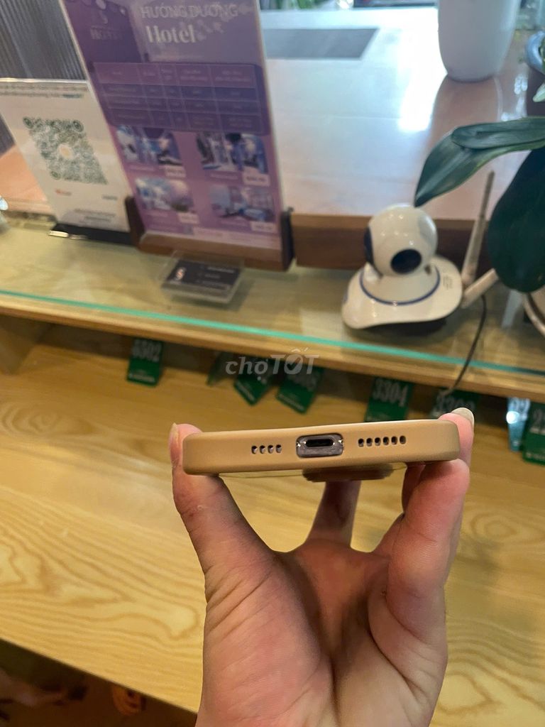 iPhone 14 Pro Max 128GB tím. Mua bán Điện thoại tại Huyện Thanh Trì Hà Nội được đăng bởi nguyễn văn việt  hình 1