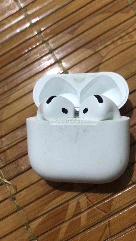 Tai nghe Apple AirPods 4 Trắng. Mua bán Tivi, Âm thanh tại Thành phố Dĩ An Bình Dương được đăng bởi Trần Ngọc ánh hình 1