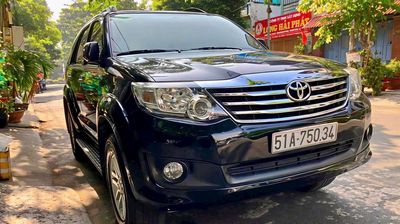 Toyota FORTUNER bản V số tự động đời cuối 2014