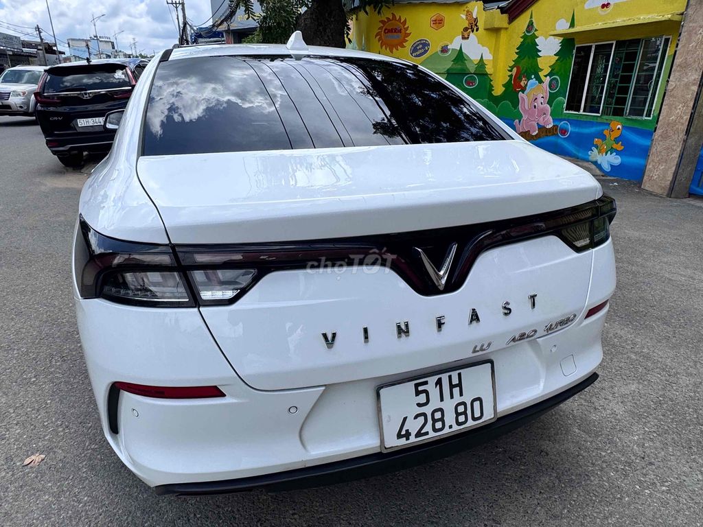 VinFast Lux A2.0 2020 A2.0 Tiêu chuẩn - 90000 km. Mua bán Ô tô tại Quận 12 Tp Hồ Chí Minh được đăng bởi Tân hình 6