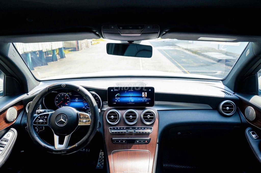 Mercedes Benz GLC 200 4MATIC  2022 - 72 km 1 chủ. Mua bán Ô tô tại Quận Tân Phú Tp Hồ Chí Minh được đăng bởi Văn Hải hình 20