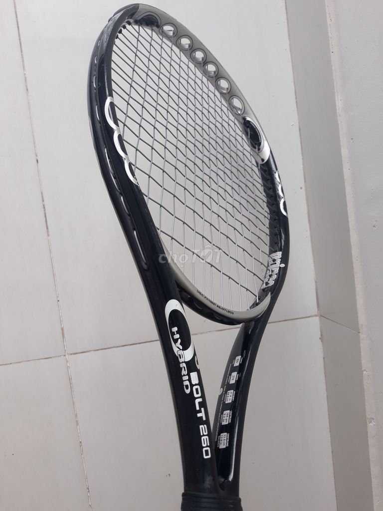 Vợt tennis xấu - không hư gãy