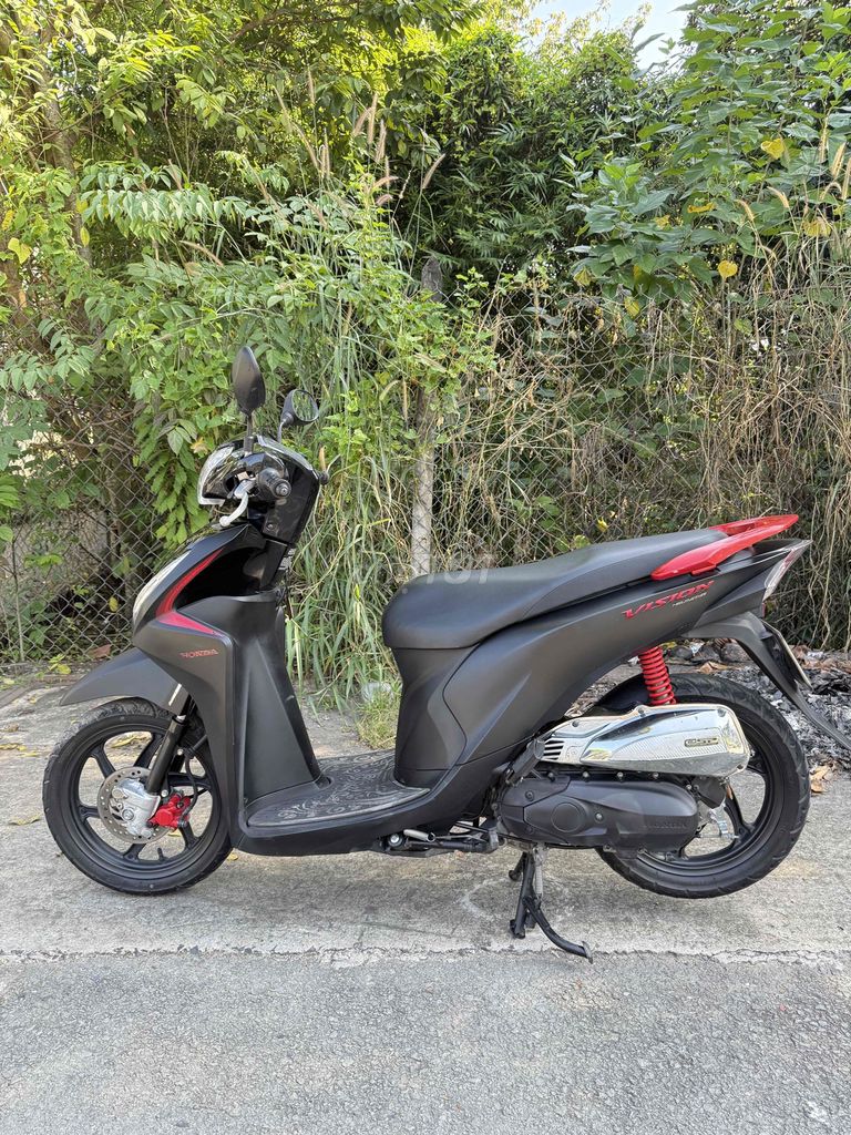 Honda Vision 2018 Đen. Mua bán Xe máy tại Huyện Củ Chi Tp Hồ Chí Minh được đăng bởi HuỳnhLâm Bổn hình 4