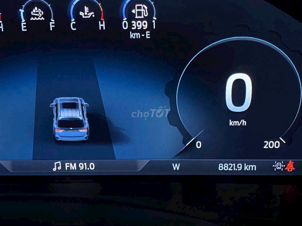 Ford Everest Platinum (bản cao nhất). Mua bán Ô tô tại Quận 8 Tp Hồ Chí Minh được đăng bởi Quốc Tuấn xe lướt Sài Gòn Ford hình 5