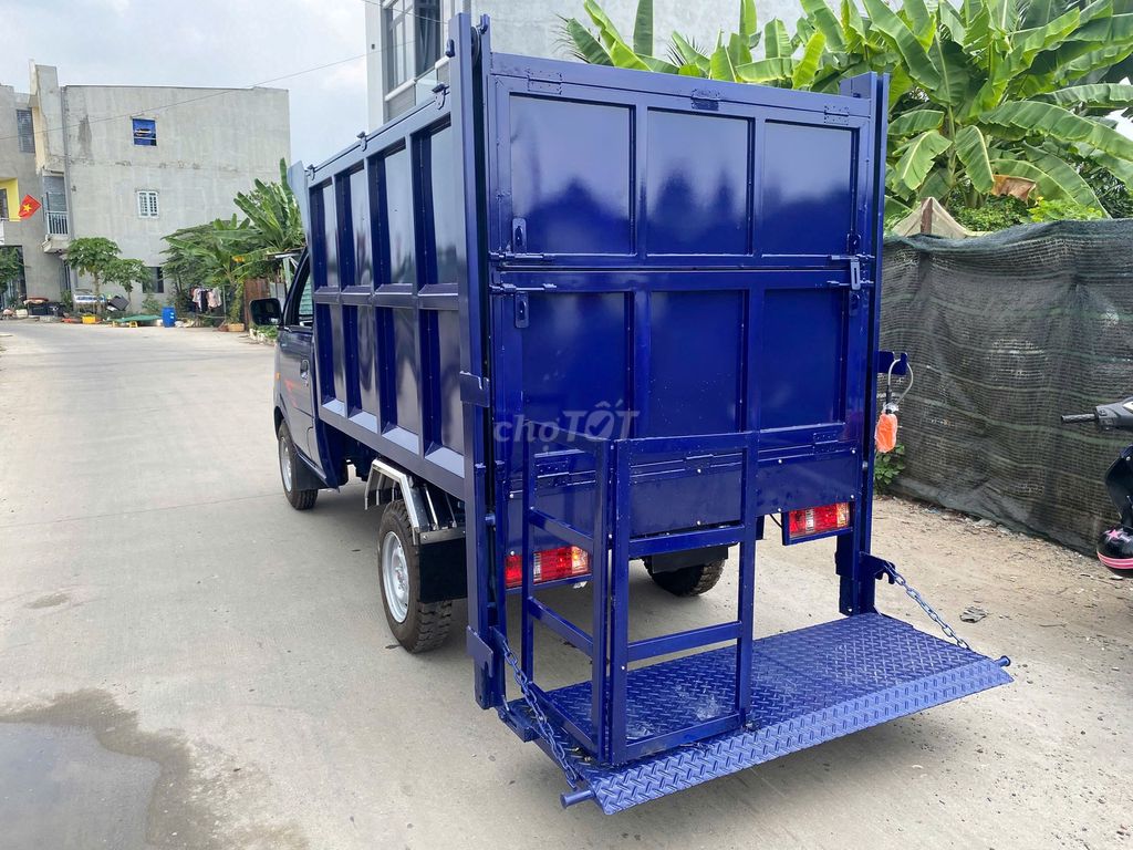 Xe Tải SRM Chở Rác 4 Khối Hàng Sẵn Giao Nhanh. Mua bán Xe tải, xe ben tại Thành phố Thuận An Bình Dương được đăng bởi Ngọc Minh hình 4