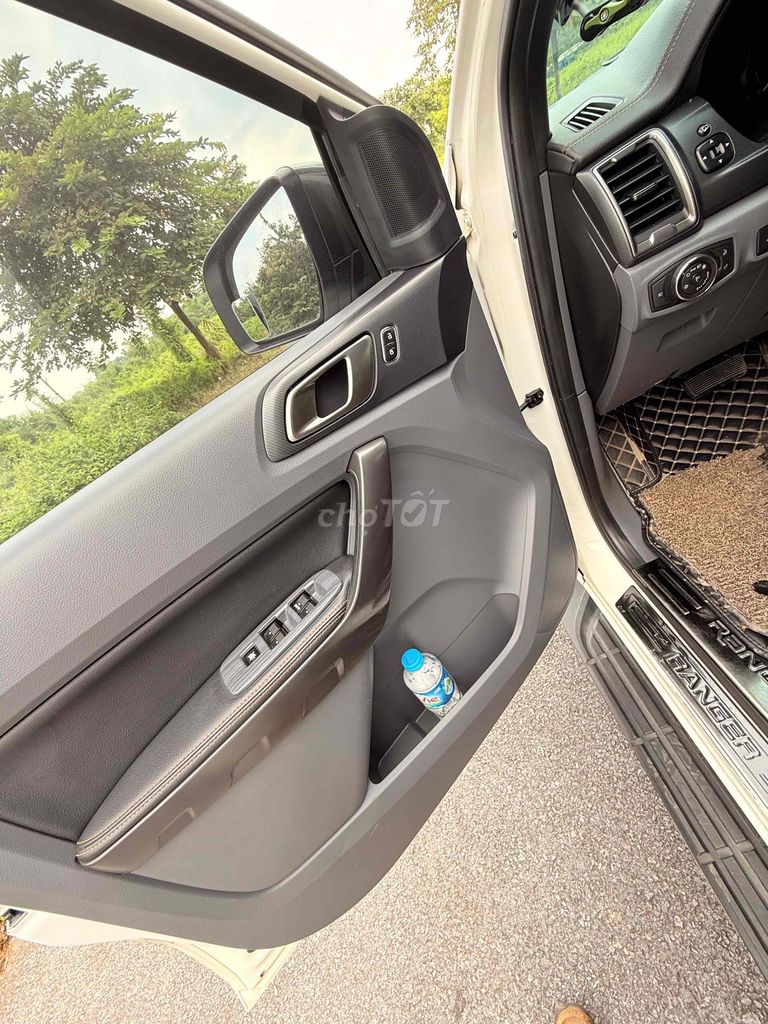 Ford Ranger 2018 Wildtrak 3.2 4x4 AT - 75000 km. Mua bán Ô tô tại Huyện Chương Mỹ Hà Nội được đăng bởi NGUYỄN TÙNG hình 8