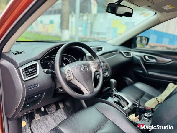 Nissan X-Trail 2.5 SV 4WD 2016