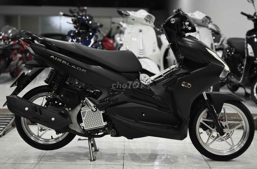 Honda Air Blade 125 2021 Đen. Mua bán Xe máy tại Thị xã Phú Mỹ Bà Rịa - Vũng Tàu được đăng bởi Cửa Hàng Xe Máy Phú Mỹ hình 13