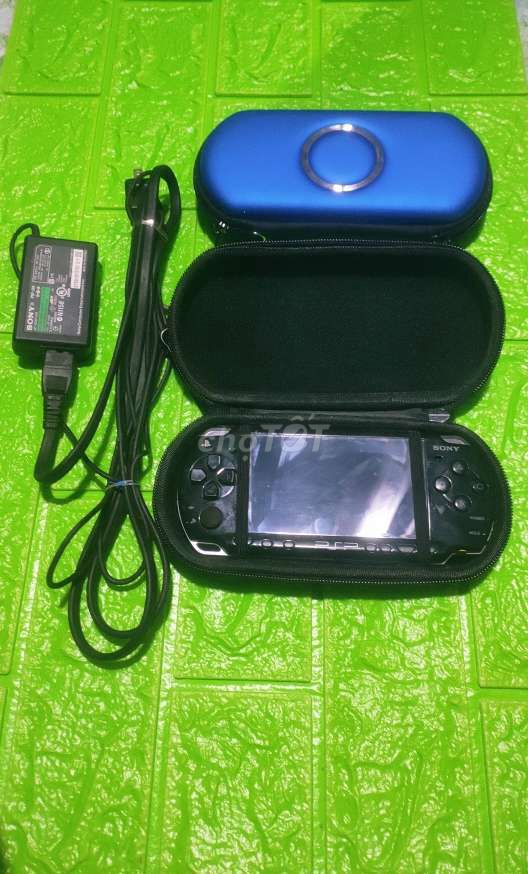 Máy psp 2000