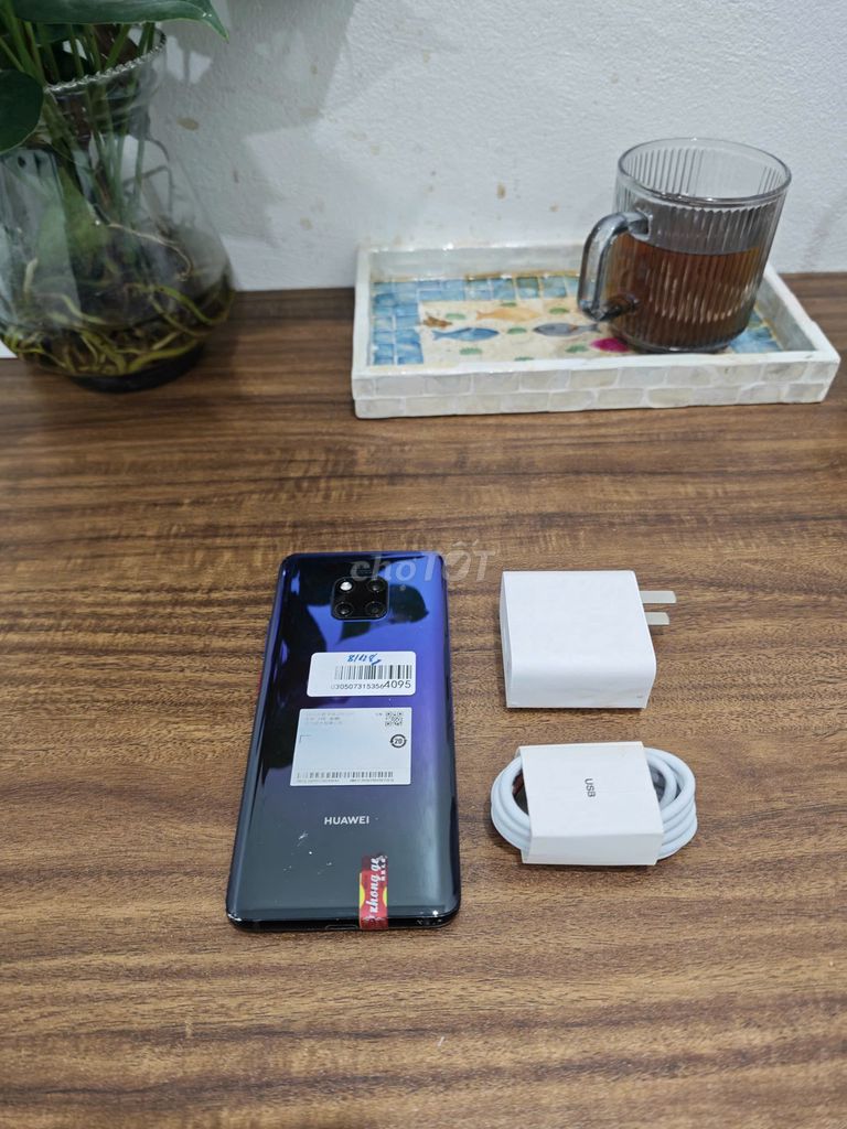 Huawei Mate 20 Pro 8/128 Xanh sạc cáp có ship COD. Mua bán Điện thoại tại Quận Hoàng Mai Hà Nội được đăng bởi Trần Ngọc Hiếu hình 1