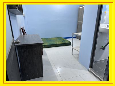 Phòng full nội thất, ngay trệt, đường Bùi Đình Tuý