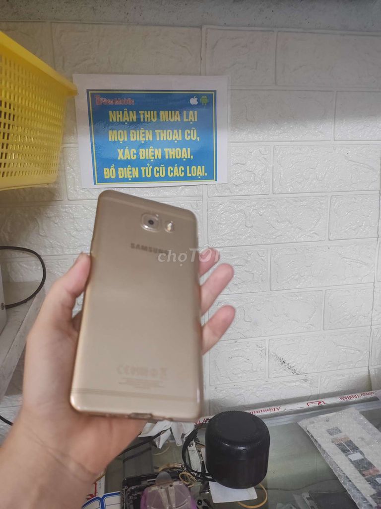 Samsung C9 Pro 64GB Vàng. Mua bán Điện thoại tại Thành phố Huế Thừa Thiên Huế được đăng bởi T PLUS MOBILE MUA BÁN ĐIỆN THOẠI hình 1