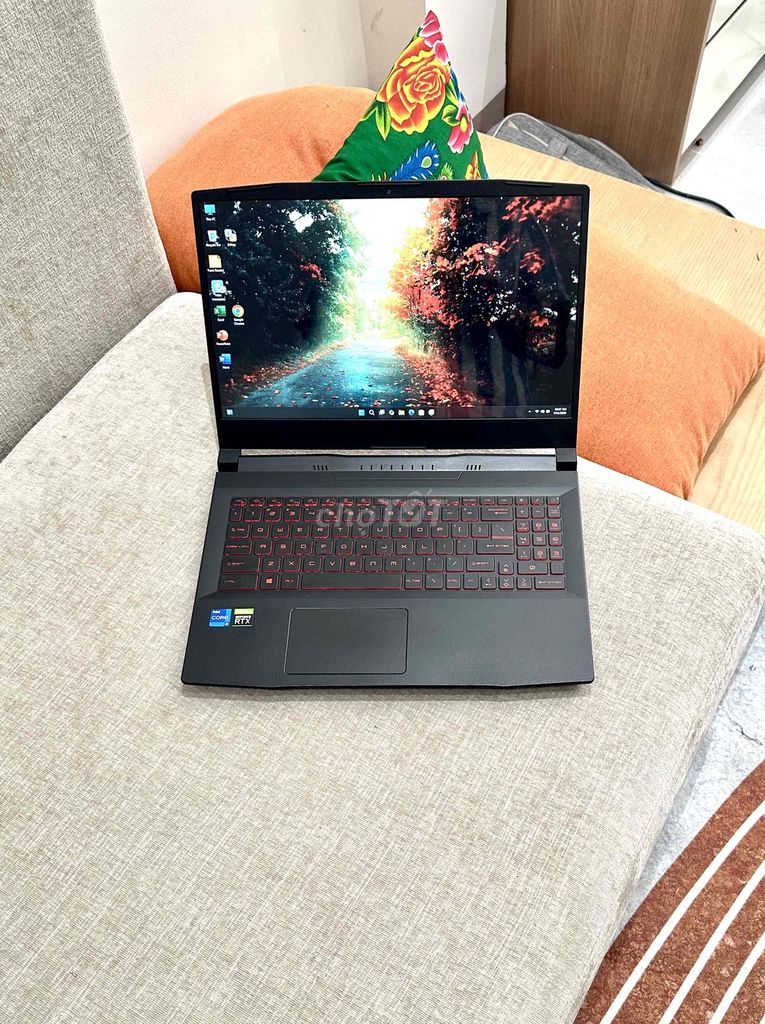 MSI Katana GF66 i7-11800H 15.6 inch 16GB/512GB. Mua bán Laptop tại Quận Hồng Bàng Hải Phòng được đăng bởi Trần Mạnh Cường hình 1