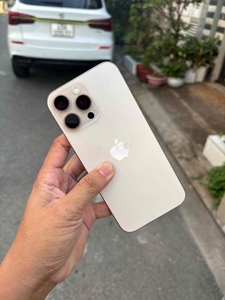 Apple iPhone 16 Pro Max 256GB Vàng 99%. Mua bán Điện thoại tại Quận Ninh Kiều Cần Thơ được đăng bởi ALượng Chuyên iPhone Lock Cần Thơ hình 1